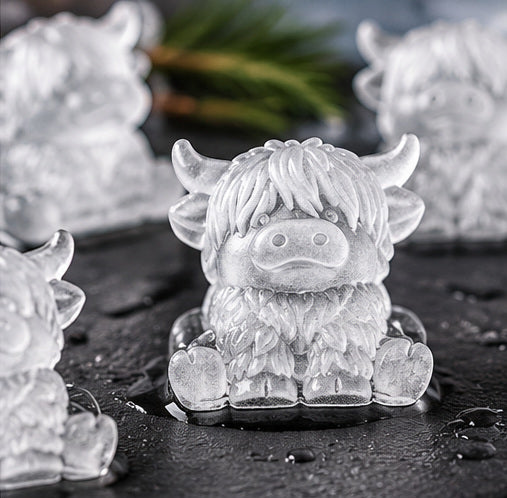 Highland Cow Silicone Ice Cube Mold — 6-Cavity Novelty Tray