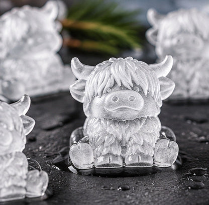 Highland Cow Silicone Ice Cube Mold — 6-Cavity Novelty Tray