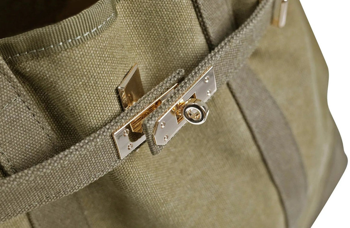 Huntley Equestrian Barnkin Canvas Tote Bag – Olive Green