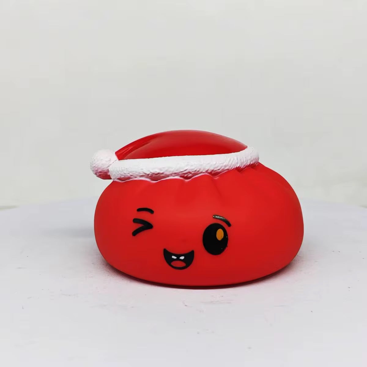 Christmas Squeaky Dumpling Squishy Toy – Mystery Color