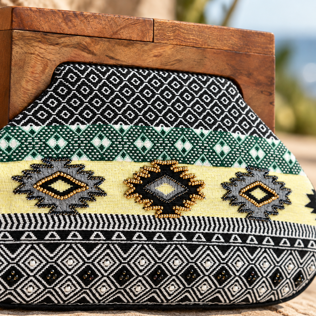 The Palm Springs Social Geometric Clutch | Mint & Lemon