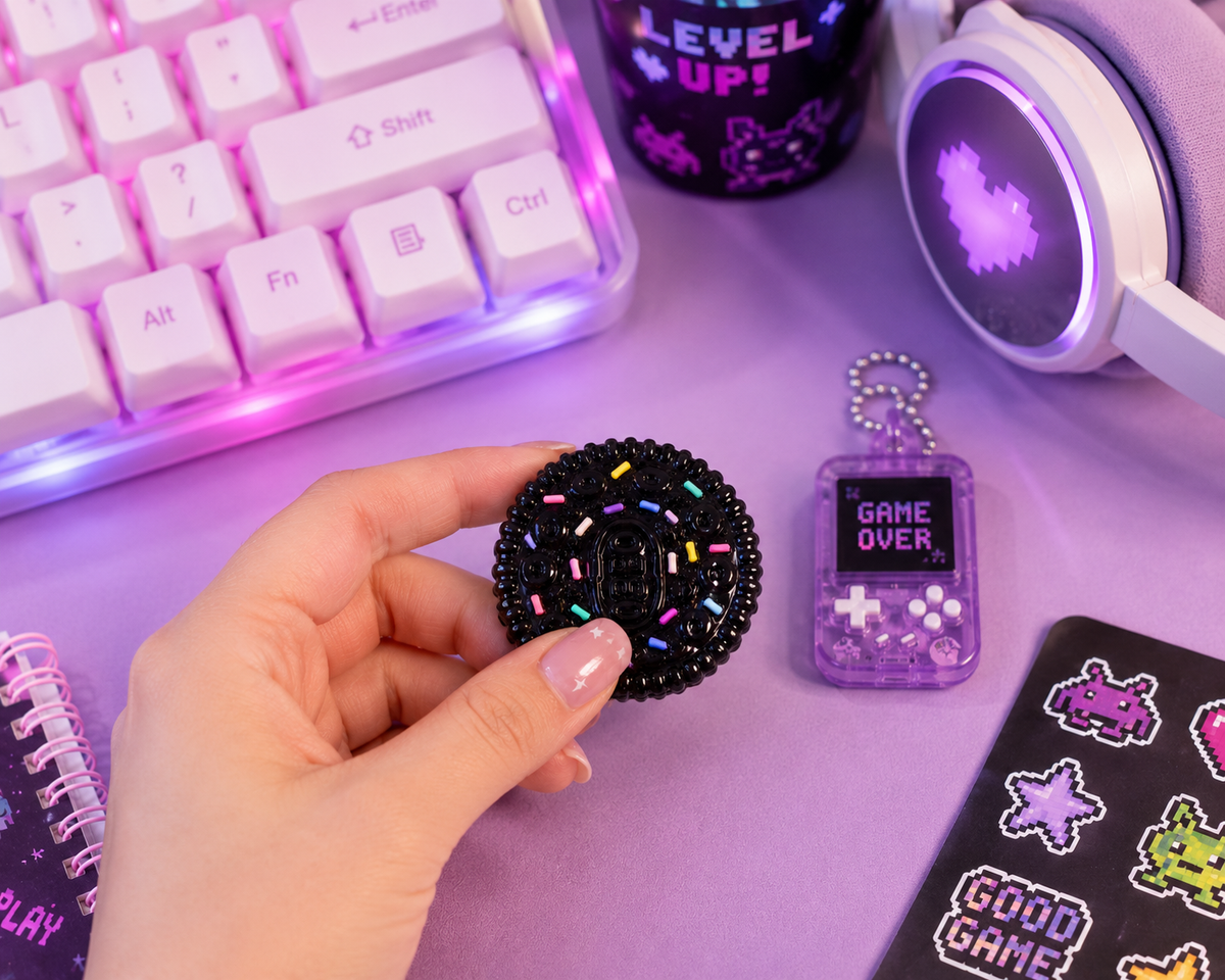 Midnight Sprinkle Pinchie