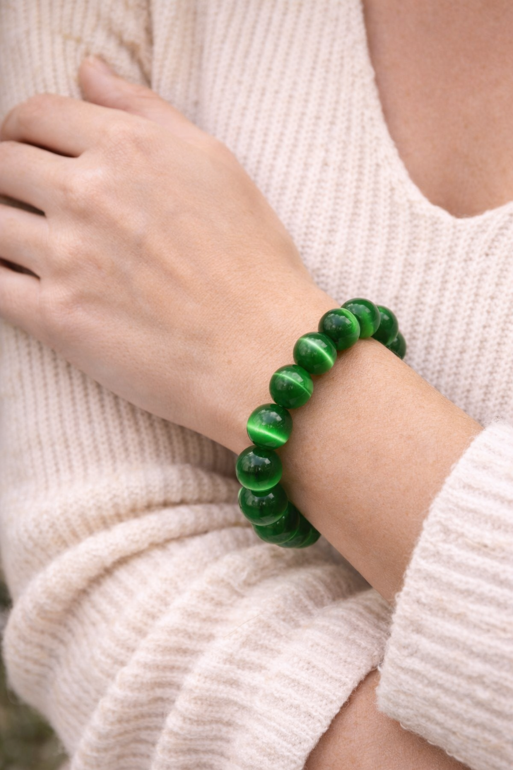 Green Goddess Glow 10mm Beaded Bracelet