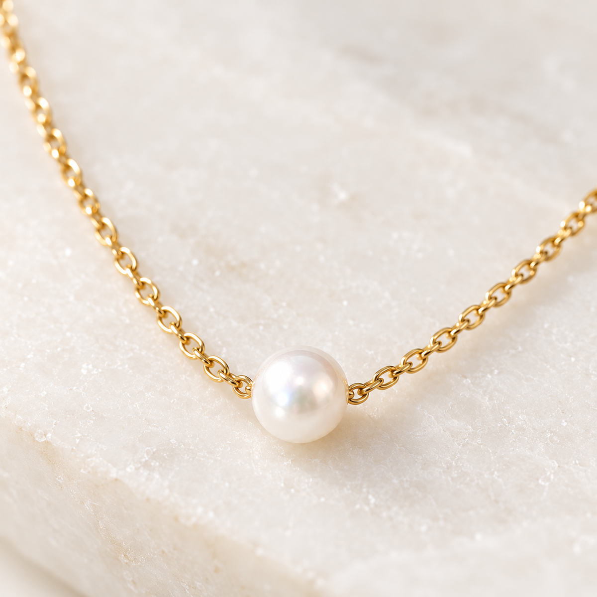 Everyday Pearl Dainty Necklace